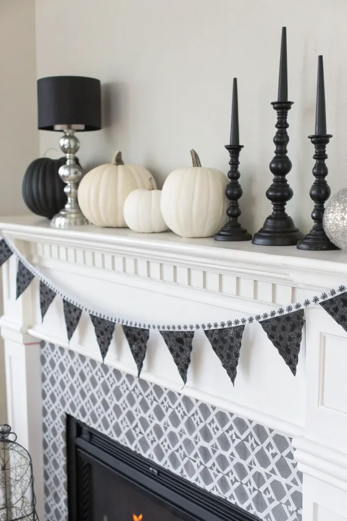 16 black and white theme minimalist halloween ma
